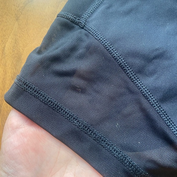 Aerie black biker shorts w/ mesh and pockets - Picture 3 of 5